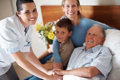  Cuidador Infantil e Cuidador de Idosos