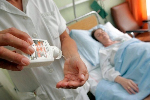 Cuidados de Enfermagem em Infecção Hospitalar